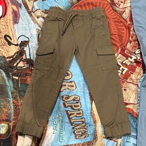 Cargo Kids Joggers in Khaki